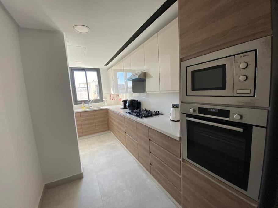 Eden Luxury Anfa-big 3 Bedrooms/massira Avenue *